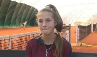 Росица Денчева с обрат над чехкиня в Ираклион