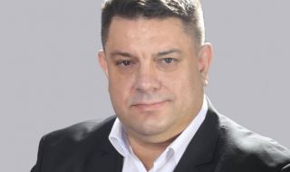 Атанас Зафиров: Борисов е най-слабият премиер по смъртност и ваксинации