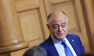 Атанасов: През юни Борисов обслужи интересите на Кремъл, сега предлага анти-Путин коалиция 