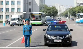 Защо в Северна Корея изведнъж се появиха толкова много коли?