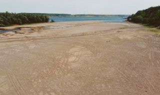 Дунав при Русе е на сантиметър от рекорда за най-ниски води