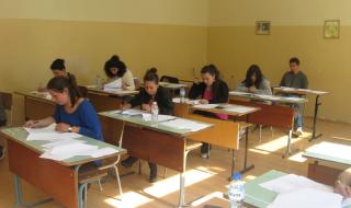 Тодор Живков и социализмът влизат в учебниците по история