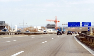 Магистралите в Германия стават платени за чужденци