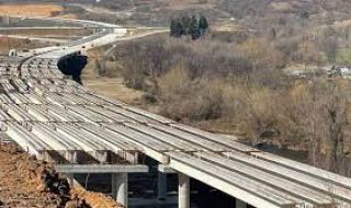 Да се преброяваме и да закриваме цирка