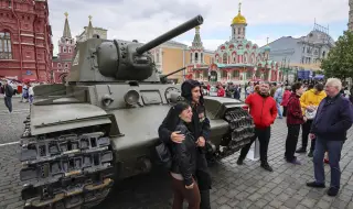 Без танкове и ракети: Русия променя традиционния парад за 9 май