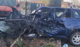 Шофьорка загина при тежка катастрофа в Свиленград