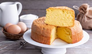 Рецепта на деня: Бърз кекс само с две яйца