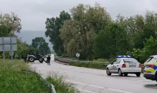 Издирват 55-годишен мъж след потопа в Севлиево