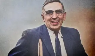 122 години от рождението на Клифърд Саймък: Тихият гений на фентъзито