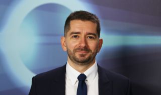 Слави Василев: Предложените промени в Конституцията целят коалицията да си гарантира дълголетие