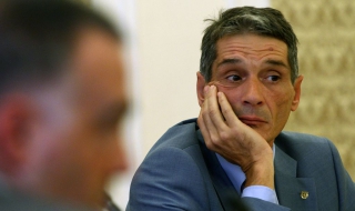 "Авиоотряд 28" преминава към Министерството на транспорта