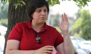 Диана Русинова: Трябва да има оставки в АПИ. Къде са контролните органи? 