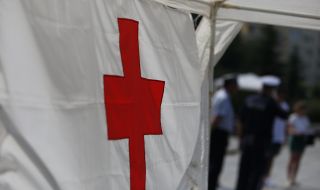 Червеният кръст с инициатива за индивидуална финансова помощ за бежанците от Украйна  