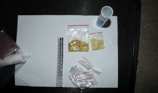 Разбиха минилаборатория за метамфетамин