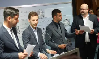 Общински съветници: Преди оставката си директорът на "Топлофикация София" е успял да пусне търгове за 217 млн. лева