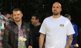 Валери Божинов предпочита Боби Михайлов пред Димитър Бербатов за шеф на БФС