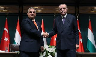 Ердоган и Орбан призоваха за мирни преговори между Русия и Украйна