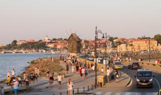 Отчитаме приходи от €3,6 млрд. от международен туризъм