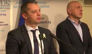 Делян Добрев: Всички обедняваме, кражби на ГЕРБ не откриха