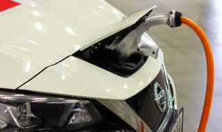 Nissan ще продава електрически „френски баничарки“ в Европа