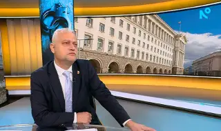 Емил Дечев: Кметът на Кърджали и партийни членове опитали да нахлуят в РПУ заради задържания за купен вот