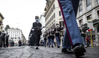Италия увеличава военните разходи с 800 млн. евро