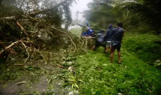 Powerful typhoon hits Philippines 