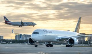 "Lufthansa" отменя около 900 полета