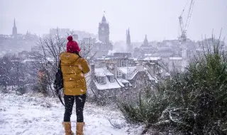 Снегът и зимата се завърнаха в Шотландия