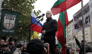 "Атака” иска оставката на кабинета, нямал позиция за свалянето на руския самолет