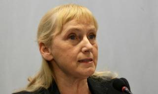 Йончева: Цветанов да напусне политиката