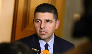Ивайло Мирчев: Съгласихме се с условията на Асен Василев, но можеше и да не се явим на изборите