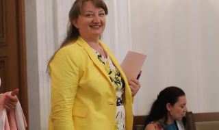 Сачева: Радев може би не иска редовен кабинет, по-скоро отиваме на нови избори