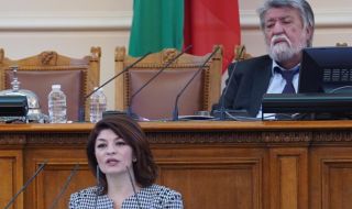 Десислава Атанасова: Без ГЕРБ няма изход от политическата криза
