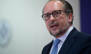 Александър Шаленберг: Австрия спира помощта си за палестинците след атаката срещу Израел