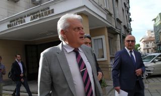Двама от задържаните в Пловдив полицаи се изправят пред съда