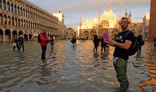 Щети за 1 милиард евро във Венеция