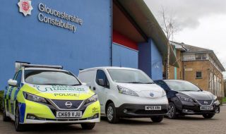 Полицаи признават, че батериите на електрическите автомобили се изтощават напълно по време на служба