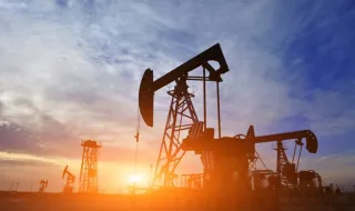 Chevron, Shell and Chinese companies are looking for oil for $500 million.