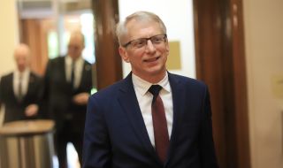 Николай Денков обяви за фейк информацията, че ГЕРБ взима МВР в проектокабинета