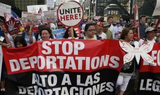 Обама с оферта към 5 милиона имигранти