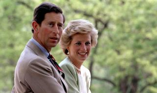 Това са първите думи на Чарлз, когато разбира за смъртта на Даяна