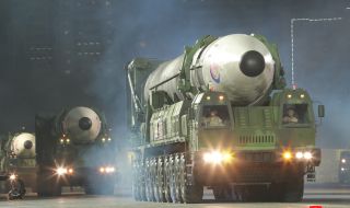Северна Корея изстреля балистична ракета и 170 артилерийски снаряда