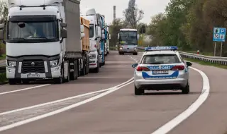 Полски шофьори блокираха границата с Украйна 