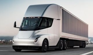 Тираджия разкритикува остро камиона Tesla Semi