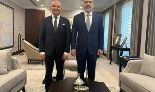 В Анкара Илхан Кючюк се срещна с външния министър на Турция Хакан Фидан