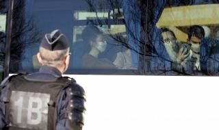 Българите, излетели от Ухан, пристигнаха в България