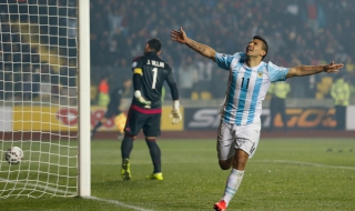 Аржентина разгроми Парагвай и е на финал