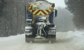 489 машини обработват републиканските пътища