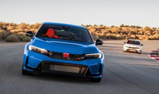Honda разкри мощността на новия Civic Type R